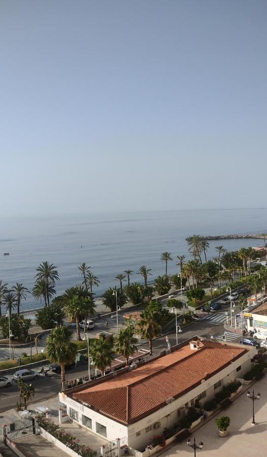 Apartamento Frente Al Mar Totalmente Reformado 阿尔姆尼卡 外观 照片